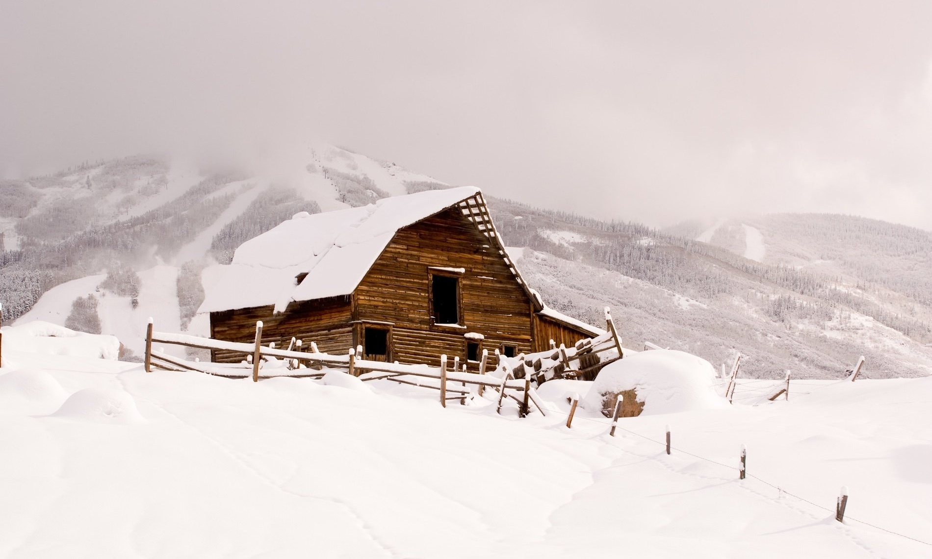 more-barn-steamboat-springs-982569-edited